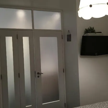 Estudio Tranquilo Da Falesia Αλμπουφέιρα