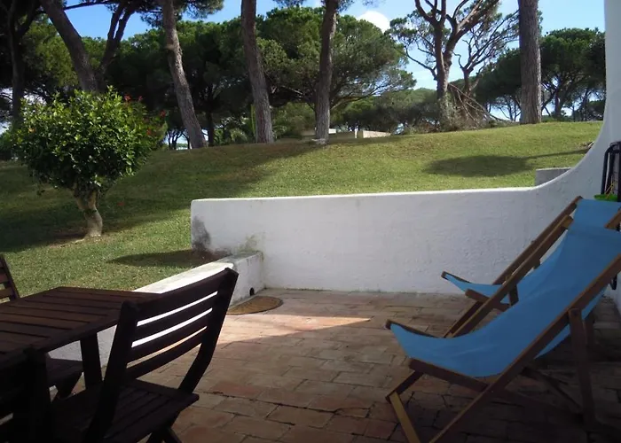 Estudio Tranquilo Da Falesia אלבופיירה